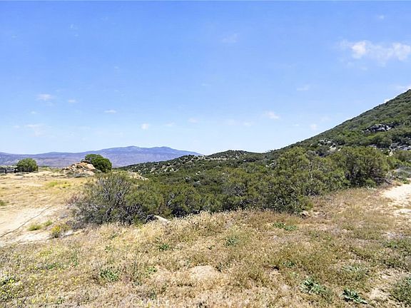 5th image of 60455 Rim Rock Rd