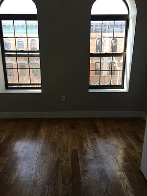 Rented by LC Management USA 1 | media 44