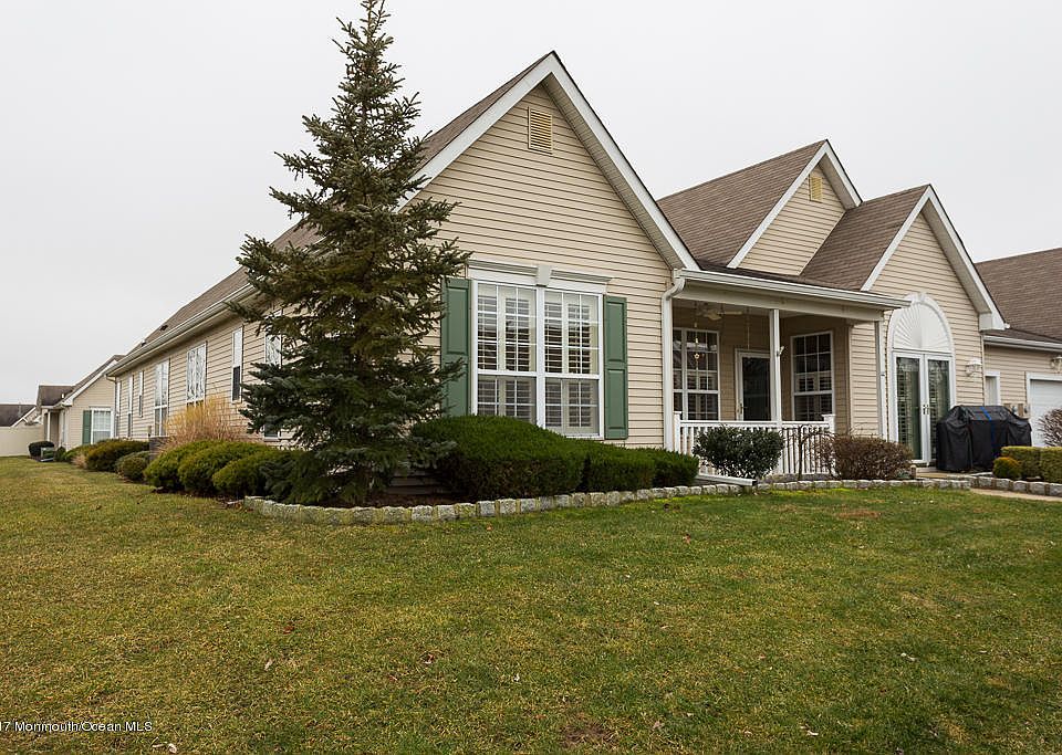 1st image of 44 Deerchase Ln