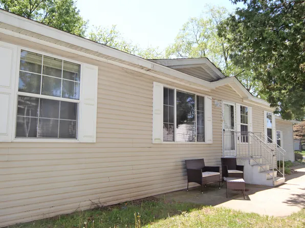 406 Spruce Dr, Belvidere, IL 61008