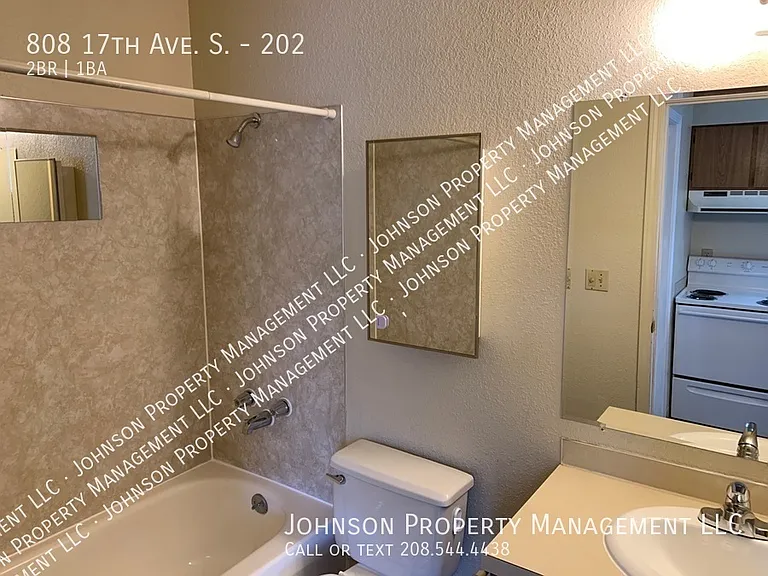 808 17th Ave S #202 — Photo 8