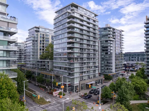 1708 Columbia St #608, Vancouver, BC V5Y 0H7