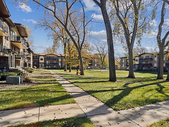 3rd image of 5009 135th St APT 20