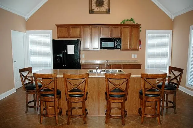 332 Sam Houston Cir — Photo 5