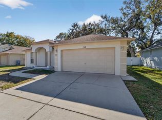 512 Atwood Ave N, Saint Petersburg, FL 33702