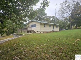 28495 Evening Dr, Warsaw, MO 65355