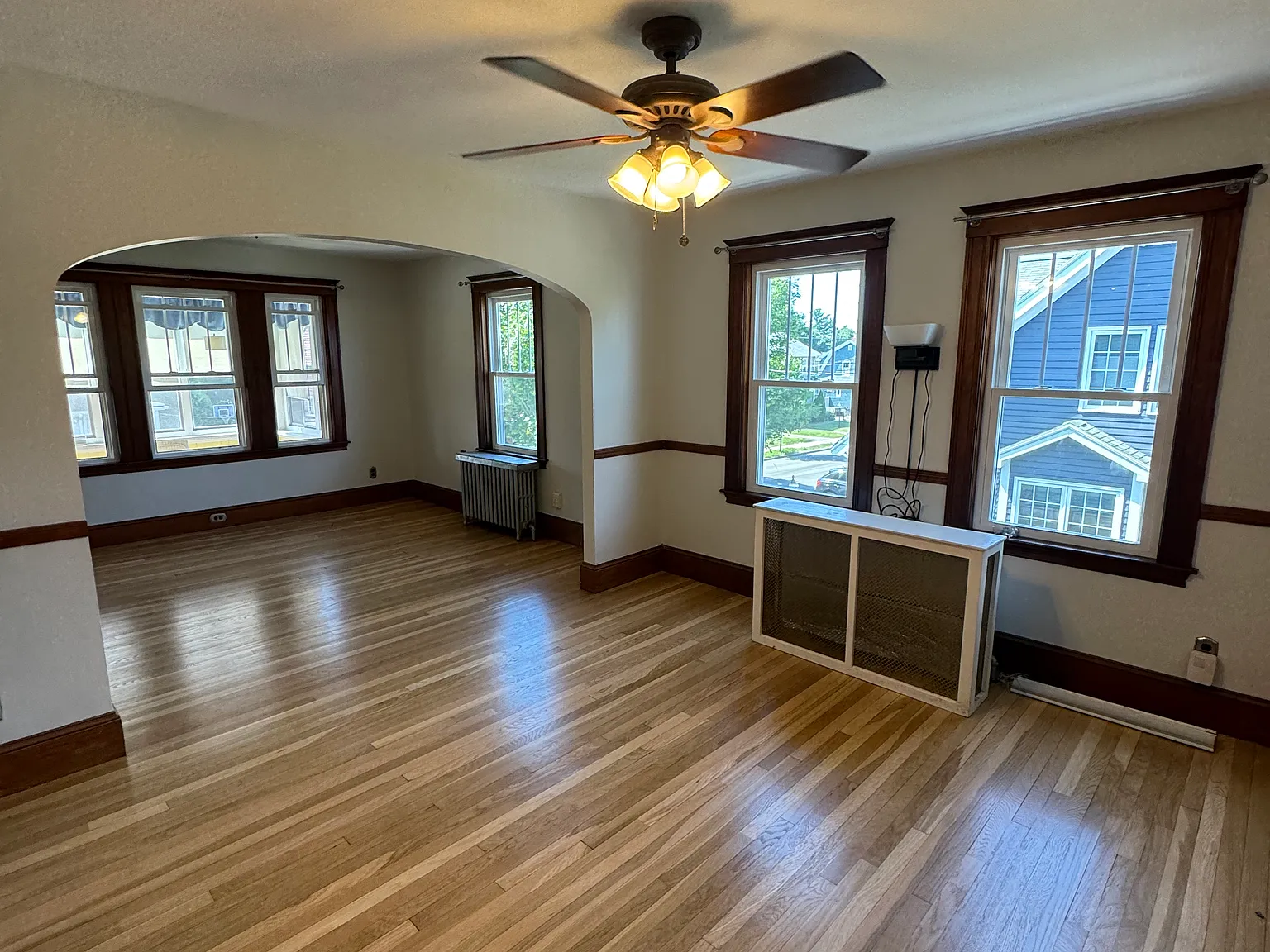 2 bed, 1100 sqft, $2,800 — Photo 3