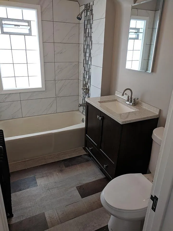 2 bed, 800 sqft, $1,295 — Photo 3