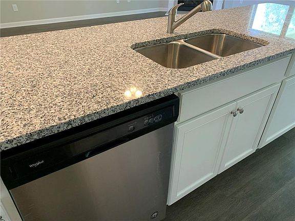 2nd image of 3713 Acorn Dr #31