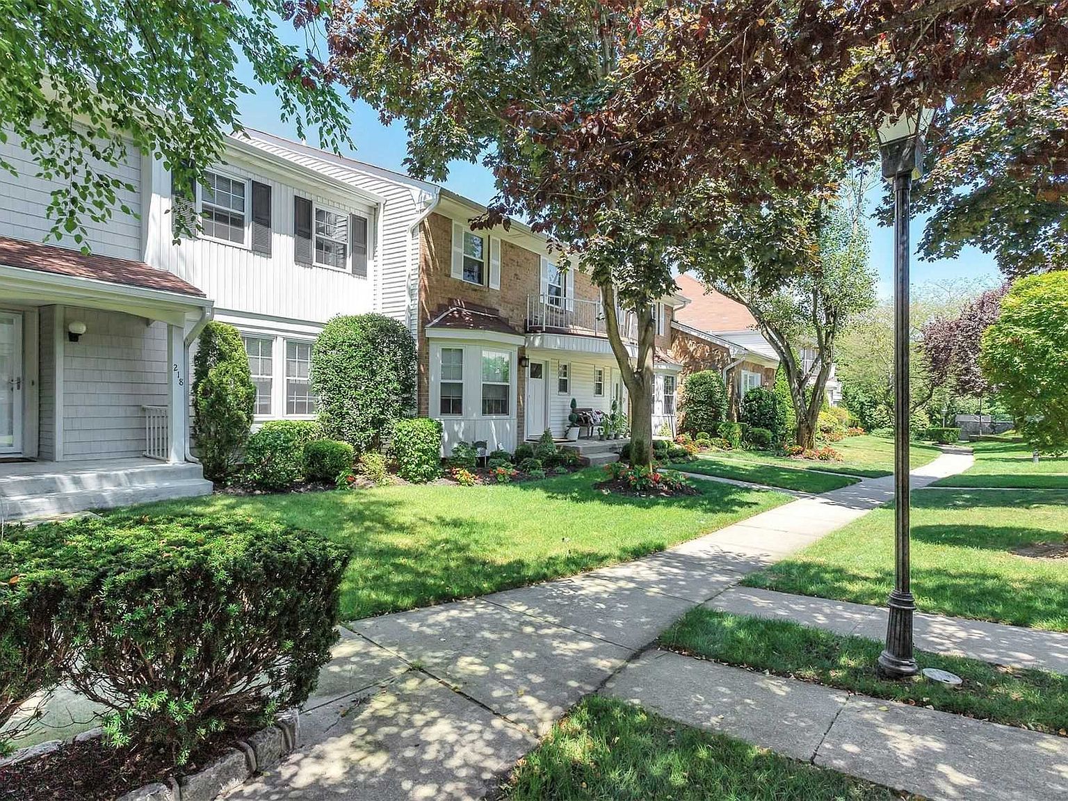 218 Summit Way, Syosset, NY 11791 Zillow