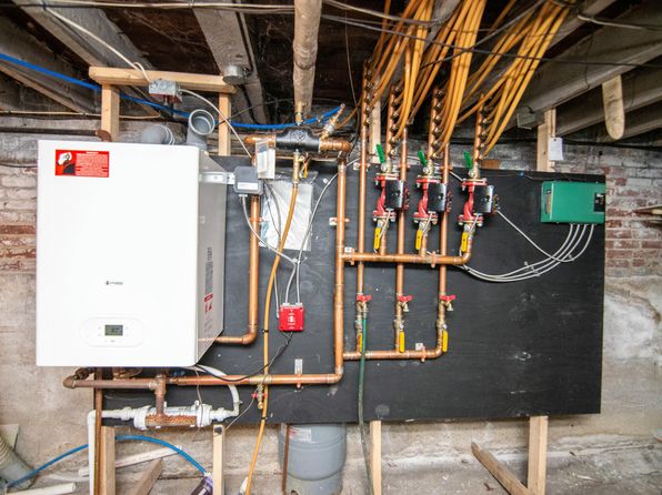 lewiston-maine-125392318 picture