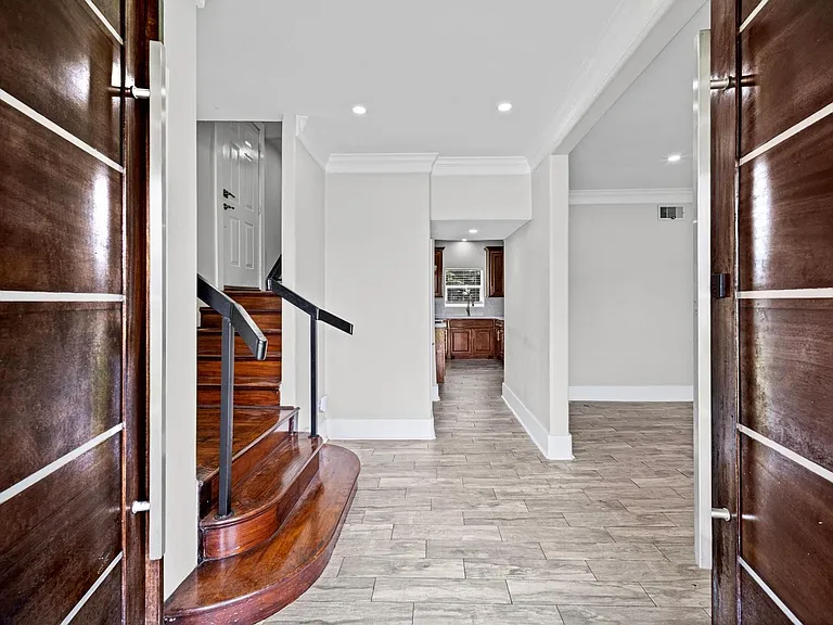 12430 Pecan Ct — Photo 3