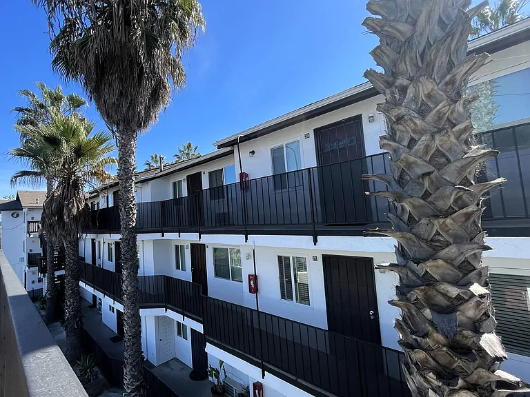 Genesis Apartments — Photo 11