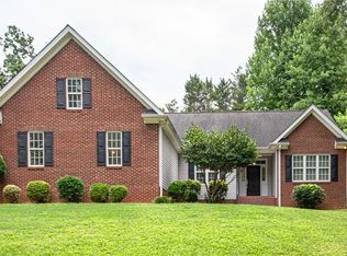 6205 Arden Cir, Clemmons, NC 27012