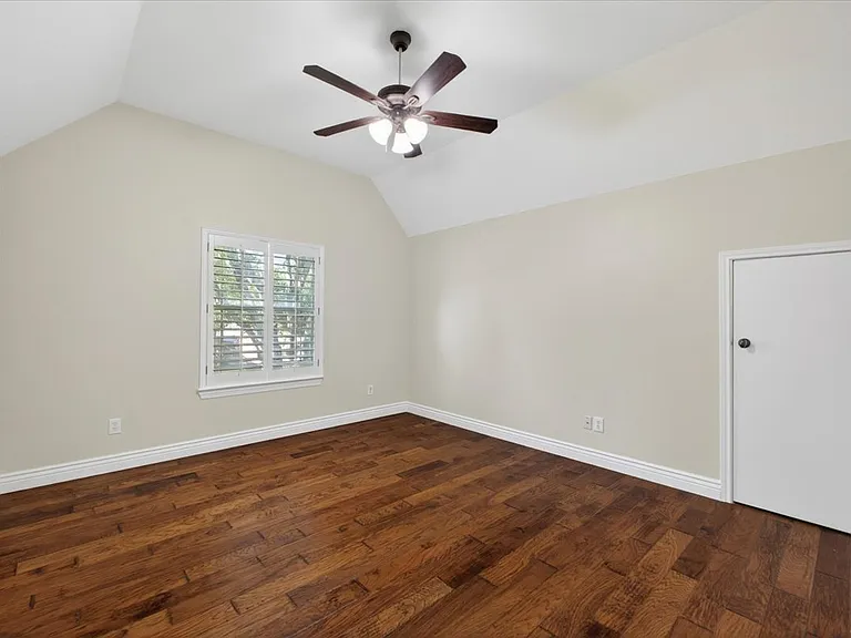 14668 Blakehill Dr — Photo 81
