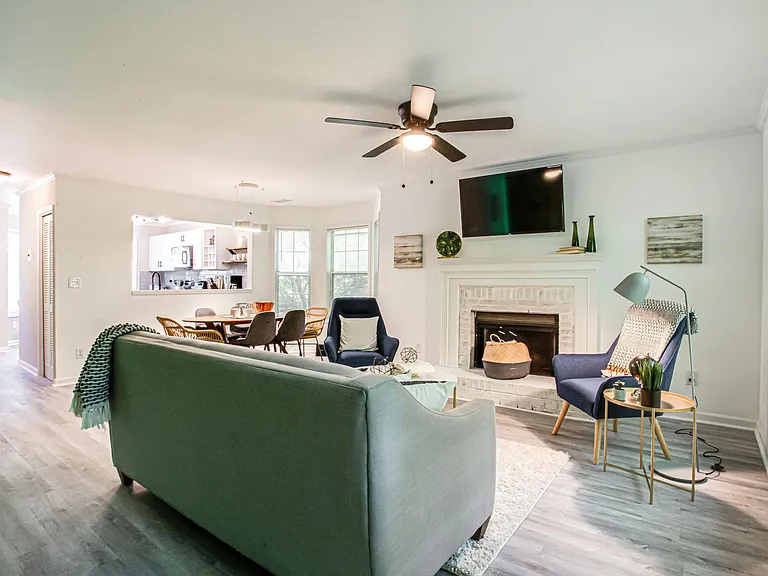 5198 Laurel Bridge Dr SE — Photo 8