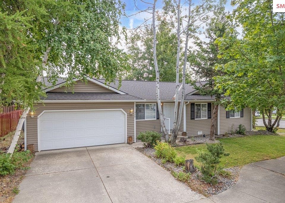 1st image of 420 E Dragonfly Dr