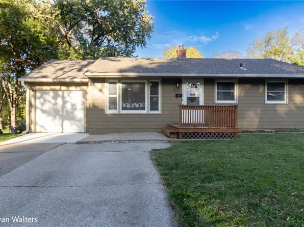 2505 Glen Ln, Independence, MO 64052