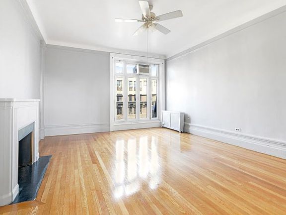 4th image of 504 W 110th St #11