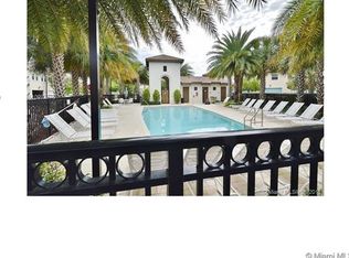 2968 Saint John Dr, Hollywood, FL 33024