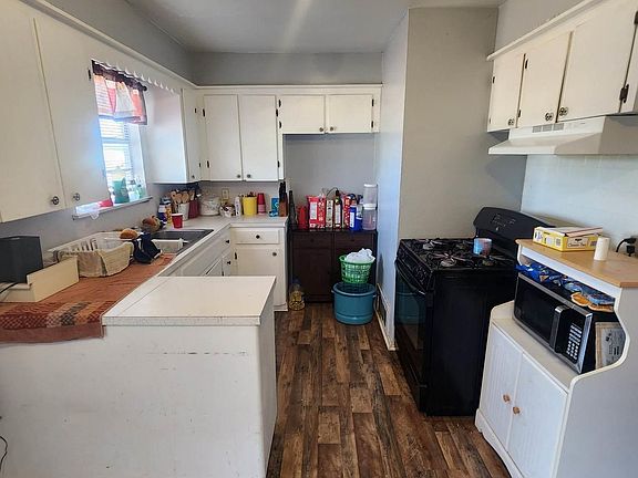 4th image of 1009 Cypress St