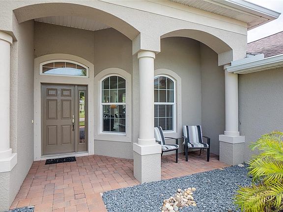 4th image of 49 Graham Woods Pl