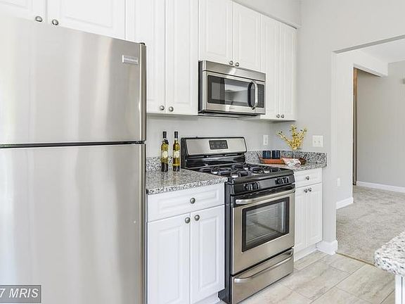 3rd image of 5990 Founders Hill Ct Unit 201