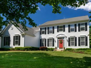 1342 Stonegate Dr, Downingtown, PA 19335