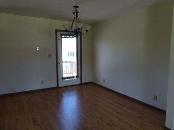 Eat In Kitchen/Dining Area