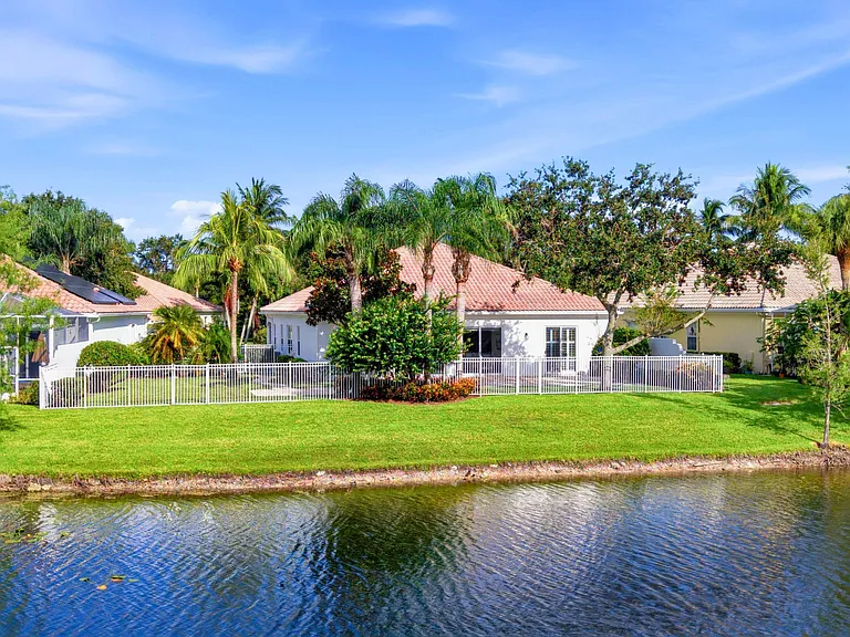 3225 Ushant Ct — Photo 47