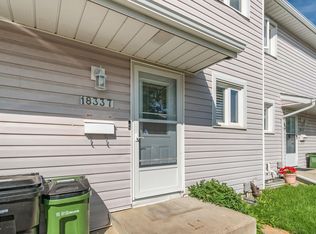18337 66th Ave NW, Edmonton, AB T5T1Z5