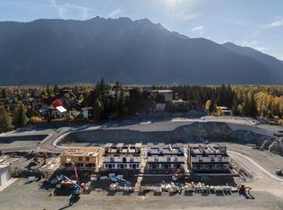 7362 Pemberton Farm Rd E #4, Pemberton, BC V0N2L3