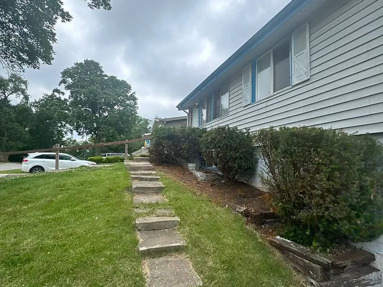 6904 NW 78th St — Photo 33