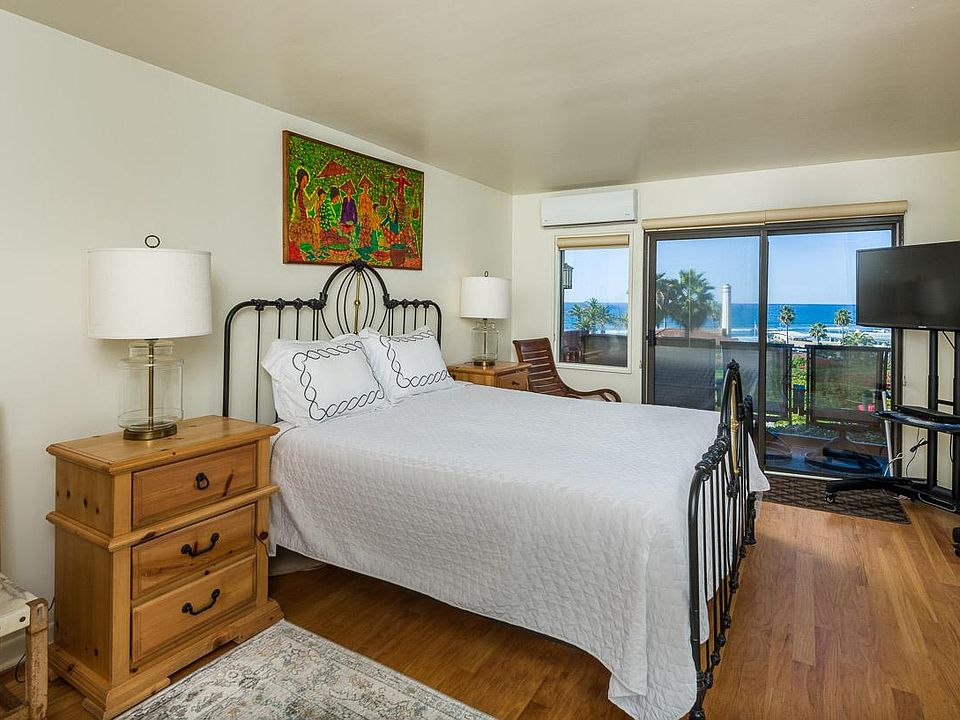 2nd image of 1552 Camino Del Mar Unit 421
