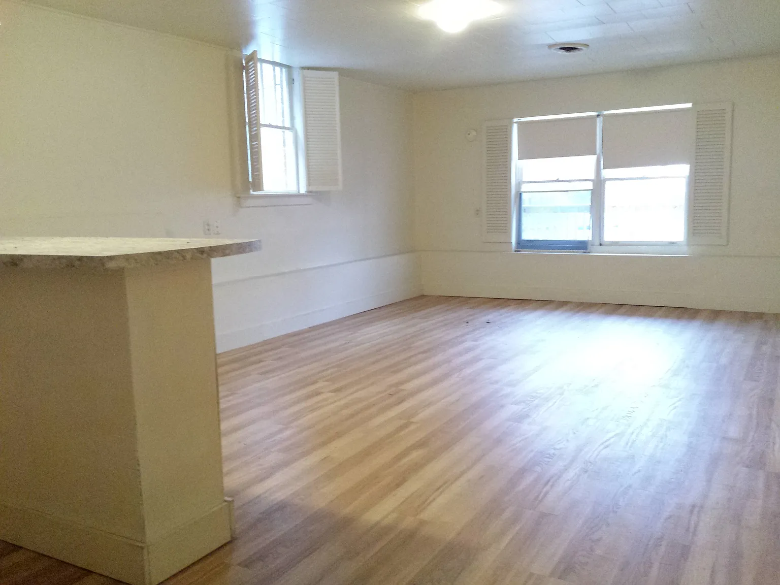 3 bed, 1400 sqft, $2,970 — Photo 4