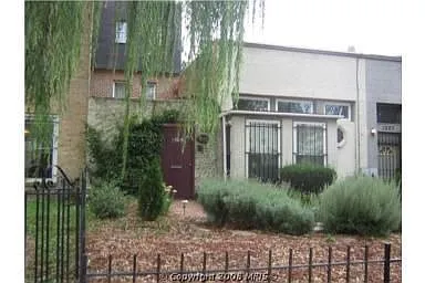 1509 N Carolina Ave NE photo 1