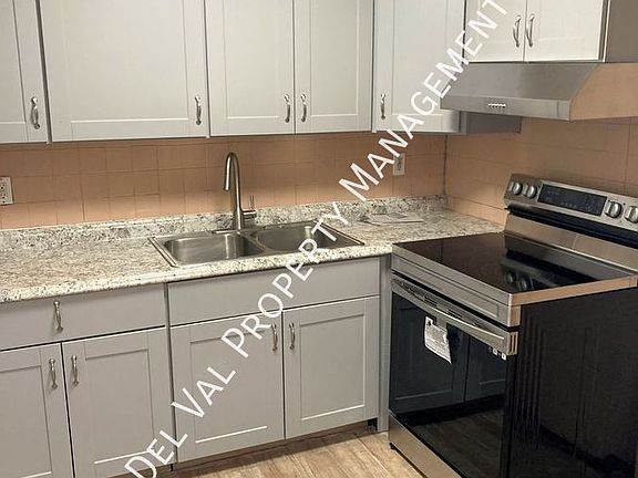 2nd image of 6650 Dorel St Floor 1