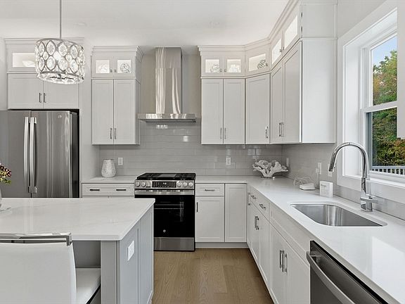2nd image of 24 Elise Ave Lot 12