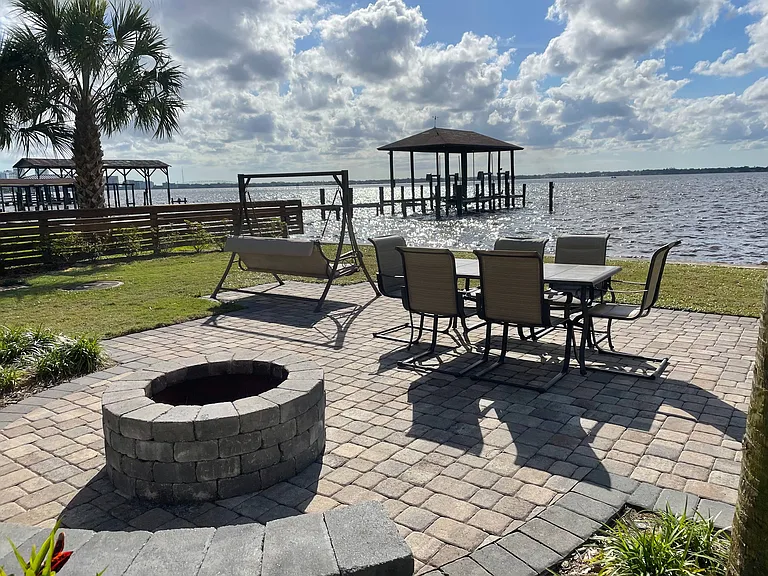 Outdoor Seating