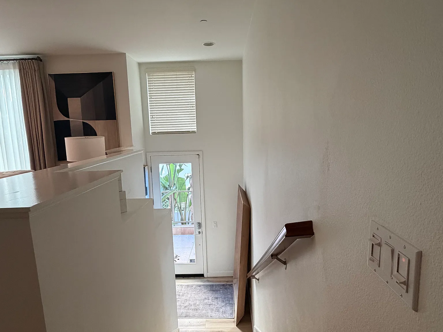 2 bed, 2.5 bath, 1919 sqft, $5,500 — Photo 3