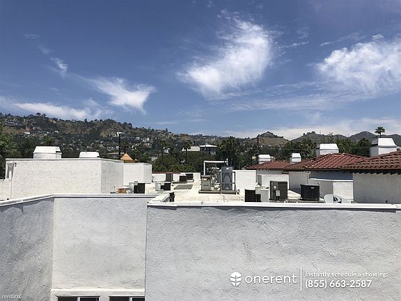 5th image of 1021 N Crescent Heights Blvd APT 307