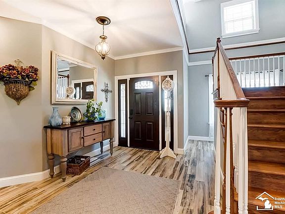 4th image of 15175 Oak Knoll Dr