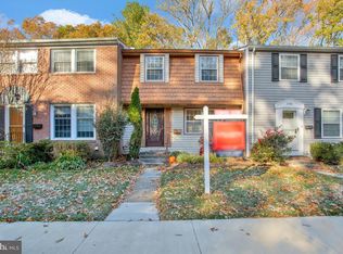 1748 Whitfield Ct, Crofton, MD 21114