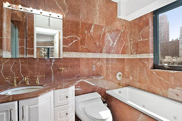 Rented by Corcoran | media 23