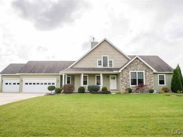 3043 Windmill Dr, Adrian, MI 49221