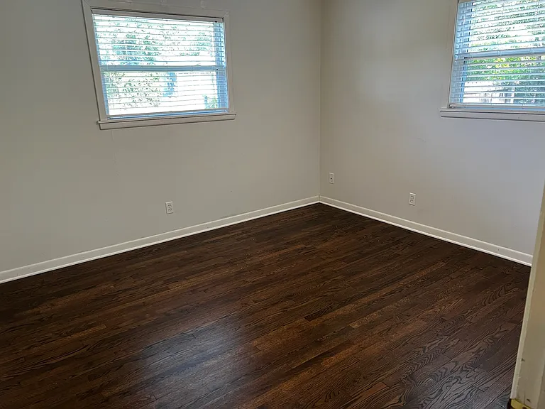 650 S Ray Ave — Photo 14