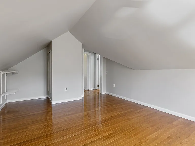 8 Locust Ln #4 — Photo 27