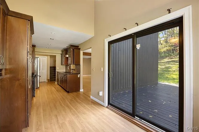 17 Jarvis Dr — Photo 7