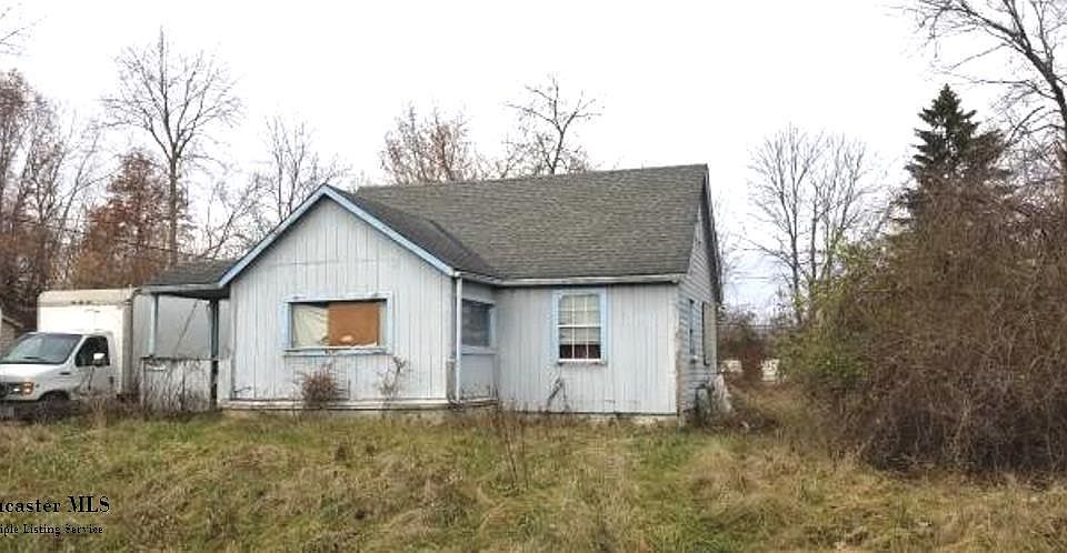 2nd image of 3790 W Armuth Ave