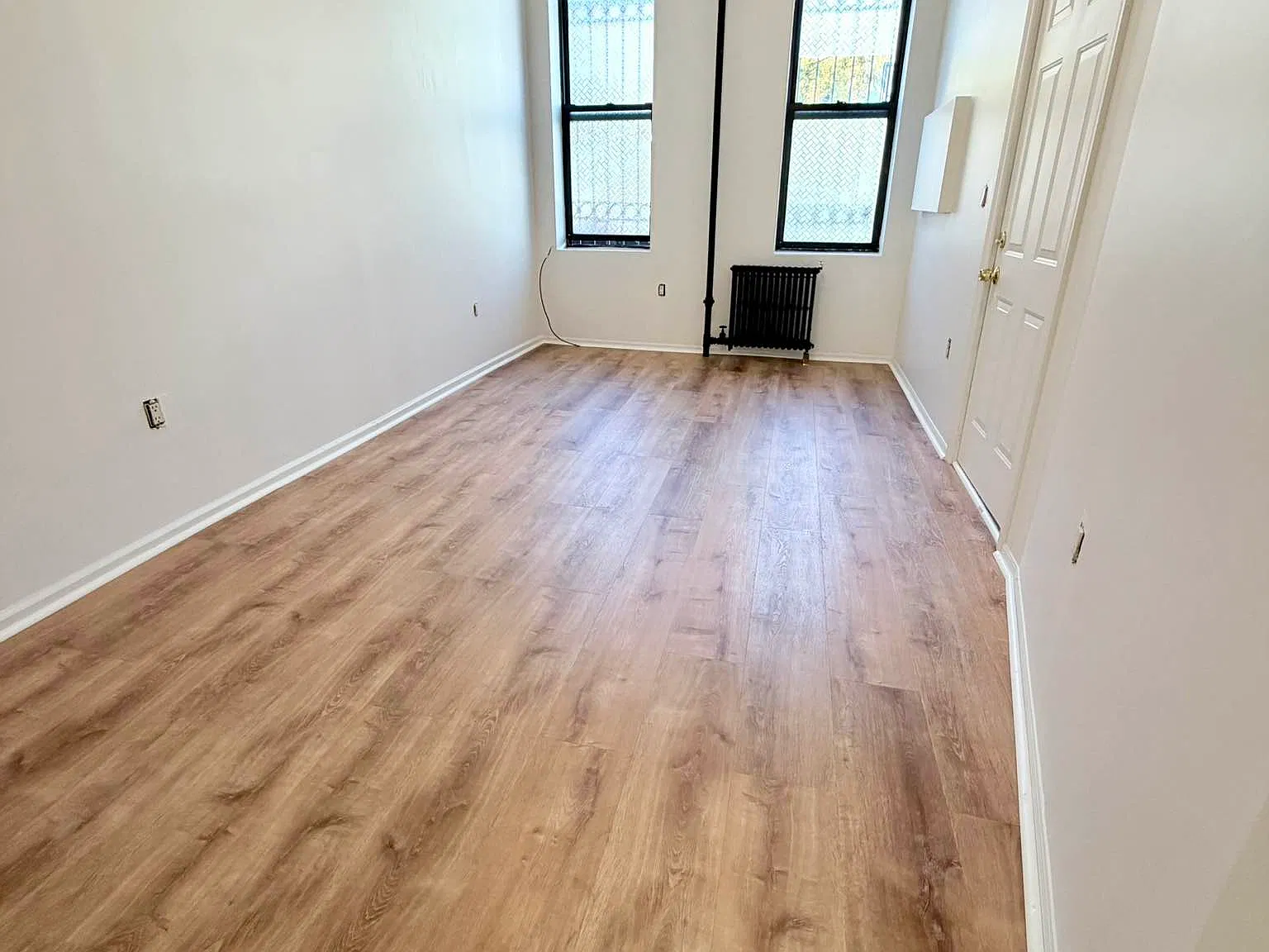 369 Columbia Street — Photo 4